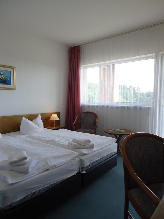 Greenline Hotel Hellfeld Neubrandenbourg Chambre photo